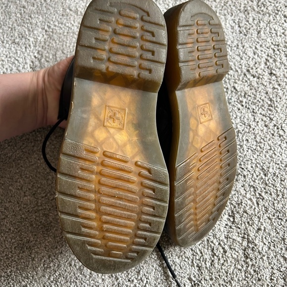 Dr Doc Martens 1460 J Youth Size 3 Unisex Air Wair Boots Black Leather Ankle Zip - Picture 4 of 7